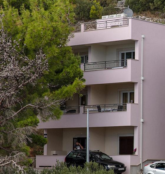 Apartmani Vice Брела Экстерьер фото