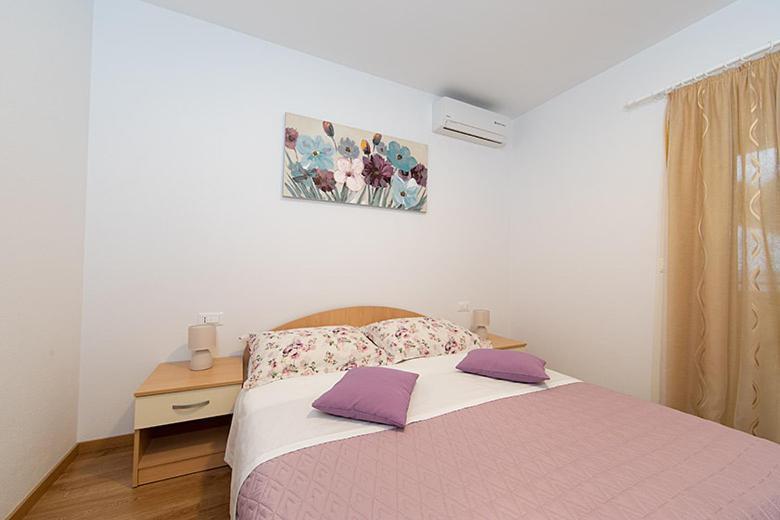 Apartmani Vice Брела Экстерьер фото